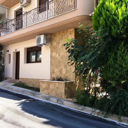 εmerald Luxury *
