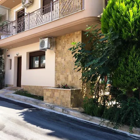 εmerald Luxury *