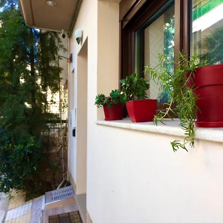 εmerald Luxury شقة *