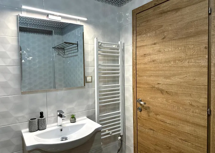 εmerald Luxury