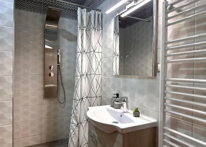 דירה εmerald Luxury *